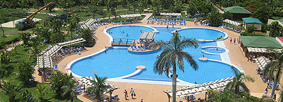 Hotel Blau Varadero pool